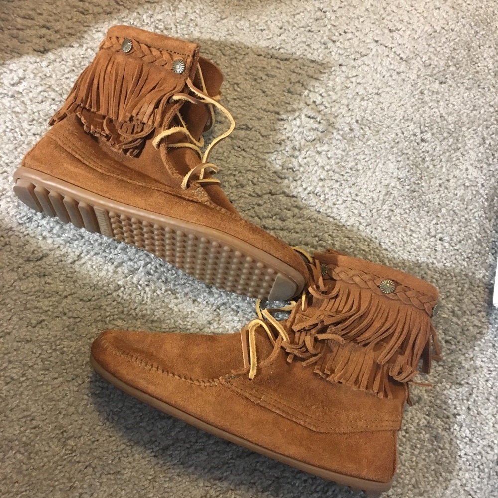 Camel Brown Ankle Minnetonka Boots